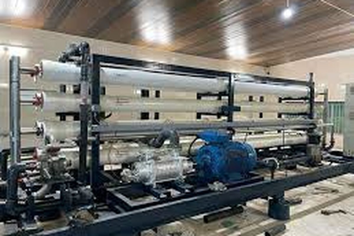 Membrane array on a large reverse osmosis installation